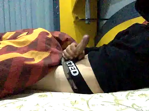 adiluci1 online show from 30, 9, 2025