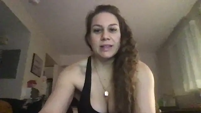 Snapshot of thedevinemama chatting on 6, 2, 2026 thedevinemama online show from 6, 2, 2026