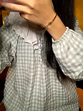 Nhinhi18 online show from 2, 10, 2025