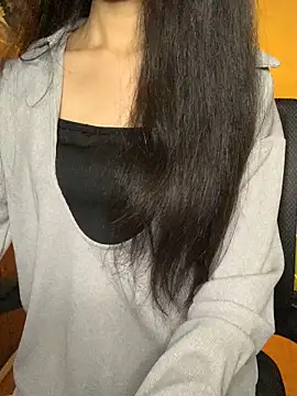 Nhinhi18 online show from 7, 10, 2025