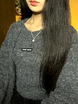 Nhinhi18 online show from 19, 11, 2025