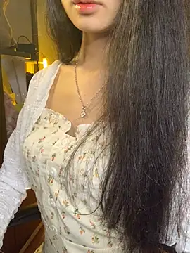 Nhinhi18 online show from 15, 3, 2026