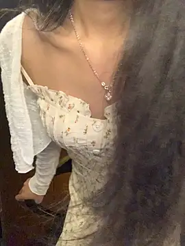 Nhinhi18 online show from 6, 4, 2026