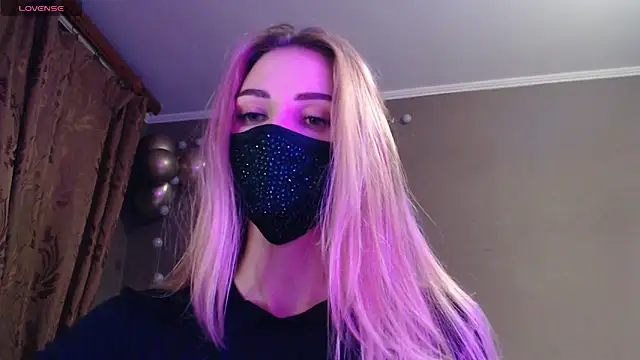 Iris lave online show from 12, 11, 2025