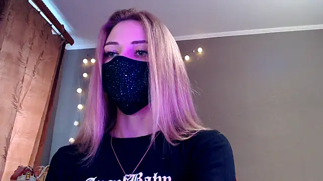 Iris lave online show from 21, 12, 2025