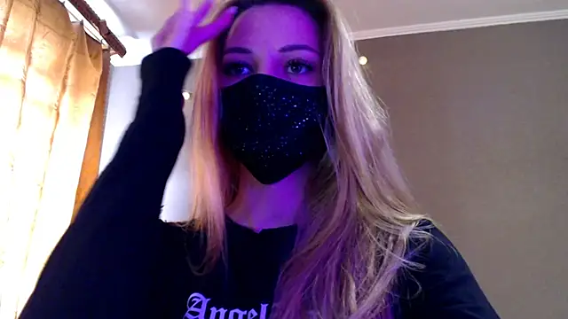 Iris lave online show from 10, 4, 2026