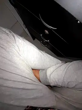 hackyourpussyxh online show from 28, 11, 2025