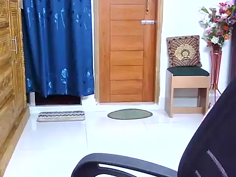 Obonti 2000 online show from 22, 9, 2025