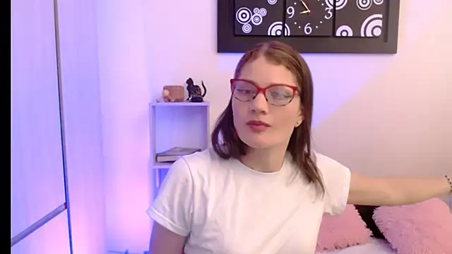 Camila-ventura online show from 12, 6, 2026