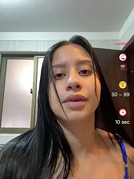 Snapshot of lucy_grey25 chatting on 10, 5, 2026 lucy grey25 online show from 10, 5, 2026
