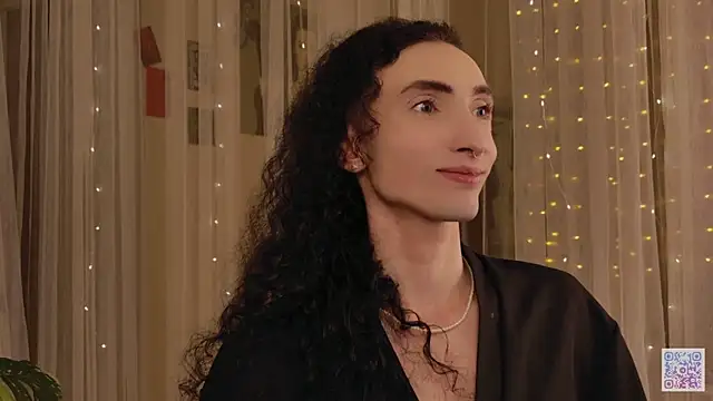 Queen of tease online show from 21, 11, 2025