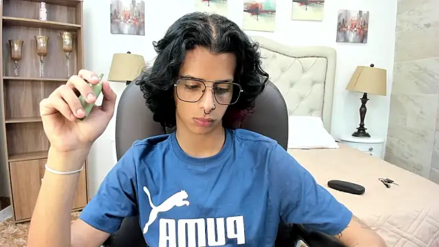 Ibratxandy online show from 7, 2, 2026