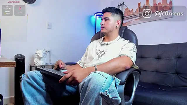  Juanes online show from 19, 12, 2025