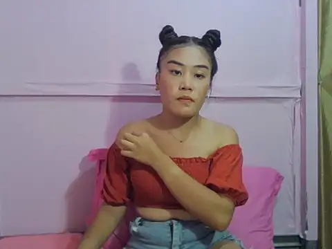 YourWildestDoll online show from 22, 2, 2026