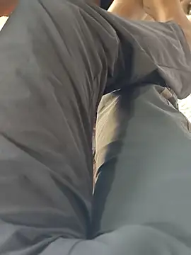 Snapshot of Bull54321 chatting on 16, 10, 2025 Bull54321 online show from 16, 10, 2025