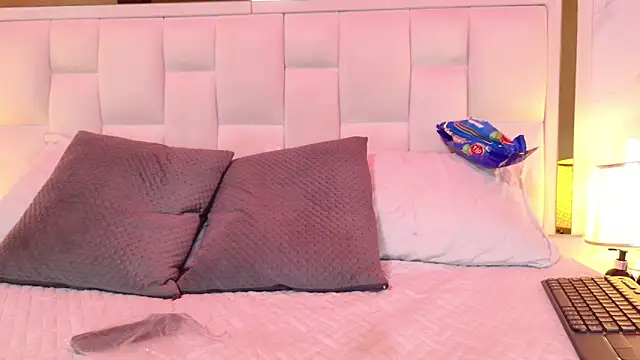 kity lovee1 online show from 15, 10, 2025