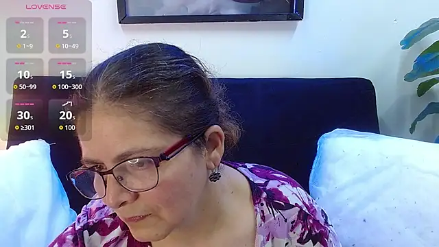 Snapshot of Linda_banks_ chatting on 23, 9, 2025 Linda banks online show from 23, 9, 2025