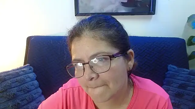 Snapshot of Linda_banks_ chatting on 17, 10, 2025 Linda banks online show from 17, 10, 2025