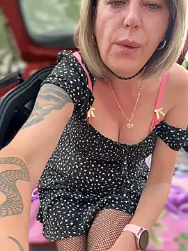 Milena-MilfaXXX online show from 27, 9, 2025