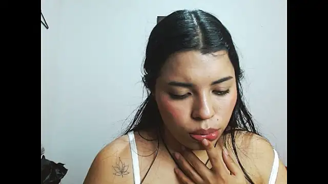 Naomi-Simpson online show from 26, 10, 2025