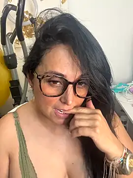 hotadhara01 online show from 17, 10, 2025