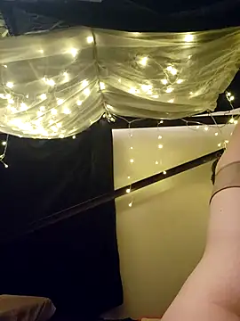 VeiledMuse online show from 16, 10, 2025