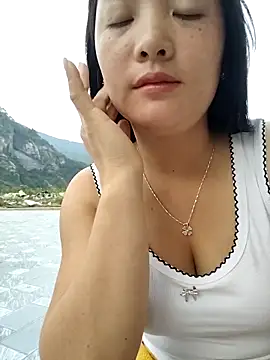 Snapshot of asian_2k chatting on 27, 10, 2025 asian 2k online show from 27, 10, 2025