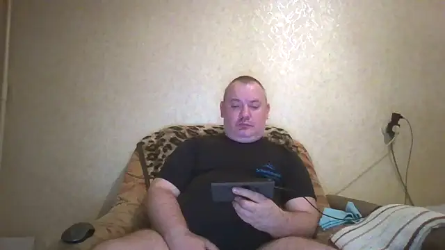 Snapshot of prostagowa chatting on 4, 12, 2025 prostagowa online show from 4, 12, 2025