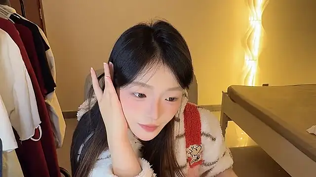 Snapshot of Robin-o3 chatting on 17, 10, 2025 Robin-o3 online show from 17, 10, 2025