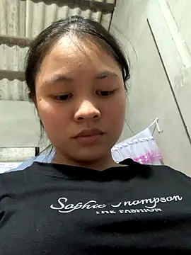 Snapshot of NhuFox chatting on 23, 9, 2025 NhuFox online show from 23, 9, 2025