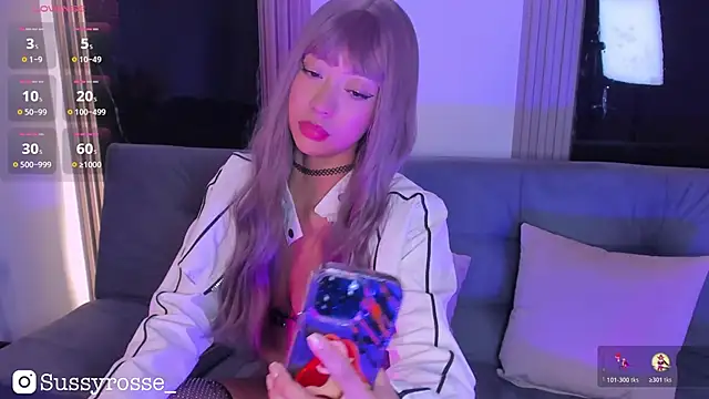 Snapshot of Sussyrosse_ chatting on 19, 10, 2025 Sussyrosse  online show from 19, 10, 2025