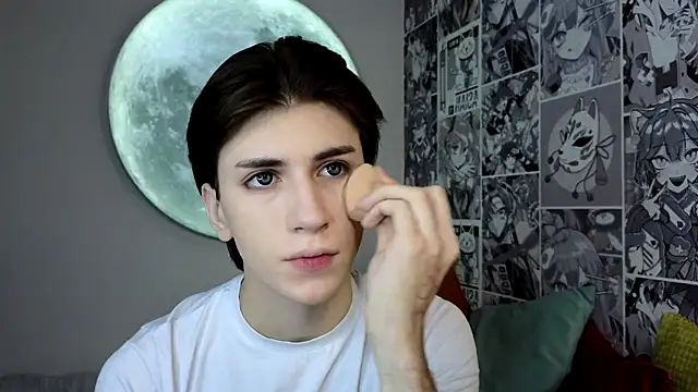 Snapshot of Oliver_Starboy chatting on 24, 10, 2025 Oliver Starboy online show from 24, 10, 2025