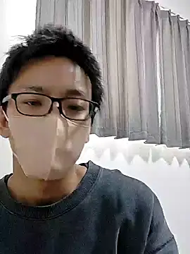 mitsuki0915 online show from 4, 11, 2025