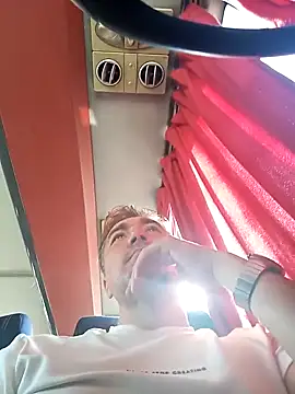 Snapshot of mert0359 chatting on 9, 9, 2025 mert0359 online show from 9, 9, 2025