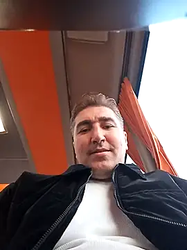 Snapshot of mert0359 chatting on 14, 10, 2025 mert0359 online show from 14, 10, 2025