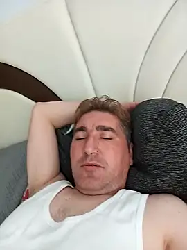 Snapshot of mert0359 chatting on 27, 10, 2025 mert0359 online show from 27, 10, 2025