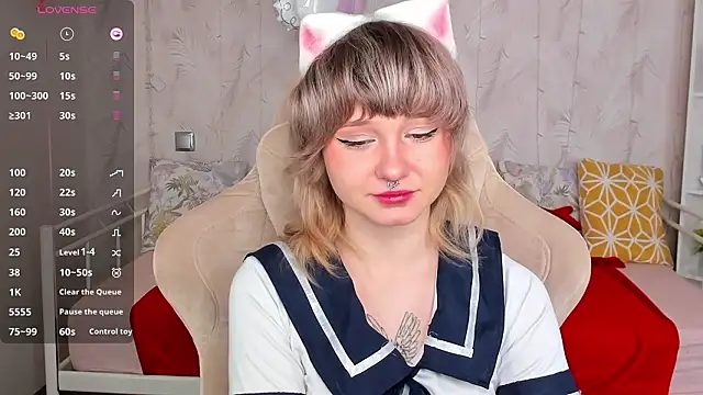 Tori Cutie online show from 26, 3, 2026