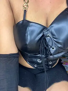 Cute-Samayra online show from 11, 4, 2026