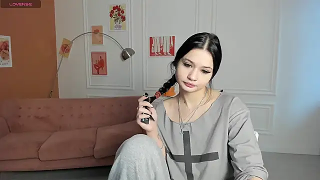 amy doessss online show from 23, 11, 2025