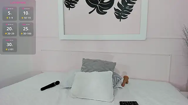 azaharaaa  online show from 11, 9, 2025