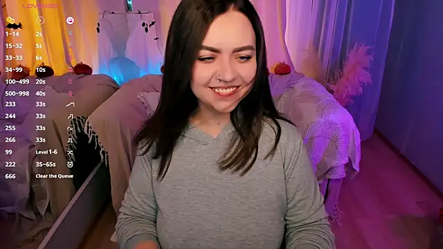 ashton heidii online show from 30, 10, 2025