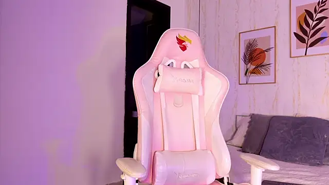 Ayleen Dunkan online show from 17, 9, 2025