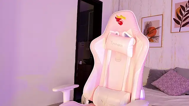 Ayleen Dunkan online show from 1, 10, 2025