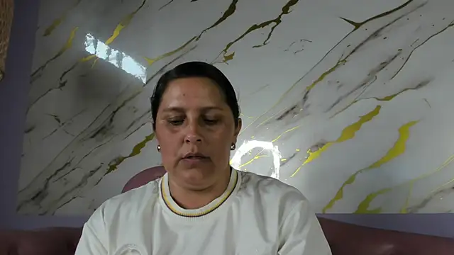 Snapshot of KikaDuque chatting on 3, 7, 2026 KikaDuque online show from 3, 7, 2026