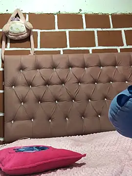 Snapshot of Rachellcooperrr chatting on 13, 2, 2026 Rachellcooperrr online show from 13, 2, 2026