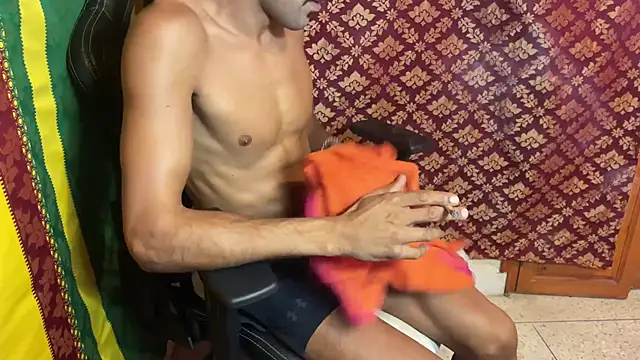 JUSTFORRICH online show from 3, 10, 2025