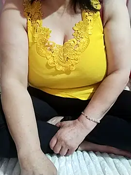 Snapshot of zerdaliii chatting on 9, 4, 2026 zerdaliii online show from 9, 4, 2026