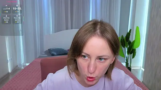 LuluChiiii online show from 23, 10, 2025