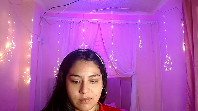 Snapshot of Aitana_200 chatting on 24, 9, 2025 Aitana 200 online show from 24, 9, 2025