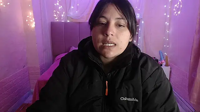 Snapshot of Aitana_200 chatting on 14, 10, 2025 Aitana 200 online show from 14, 10, 2025
